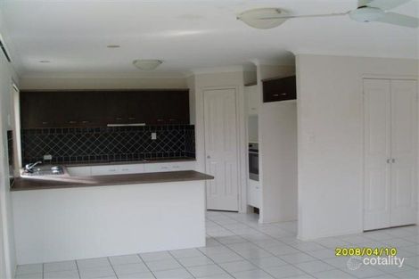 Property photo of 17 Gladebourne Crescent Victoria Point QLD 4165
