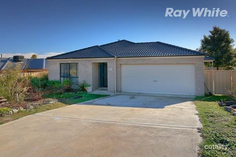 4 Benjamin Bvd, Tangambalanga, VIC 3691