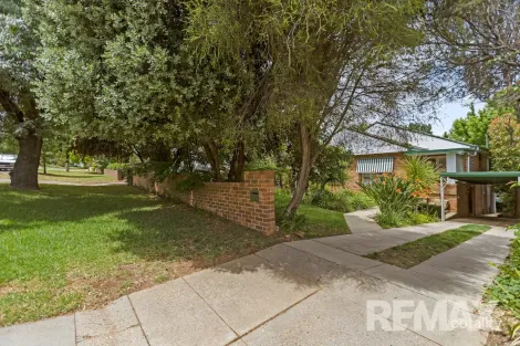 8 Sunshine Ave, Turvey Park, NSW 2650