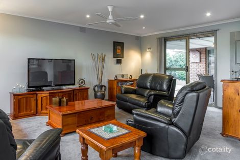 Property photo of 5 Dundee Place Wantirna VIC 3152