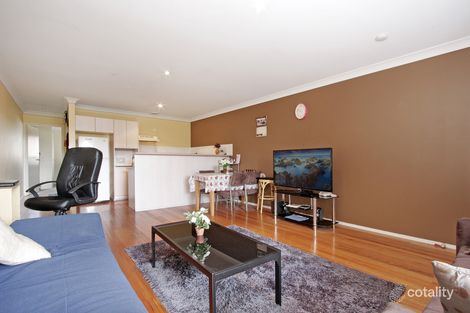 Property photo of 35 Avalon Court Phillip ACT 2606