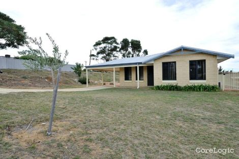 Property photo of 6 Moysey Court Parmelia WA 6167