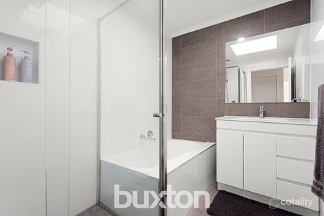 Property photo of 2 Baxter Court Chelsea VIC 3196