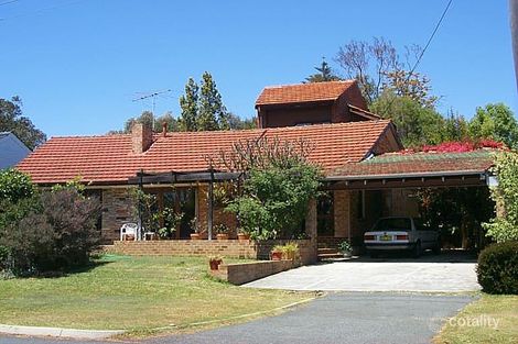 13 Roebuck Dr, Salter Point, WA 6152