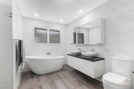 Property photo of 31 O'Keefe Drive Oran Park NSW 2570