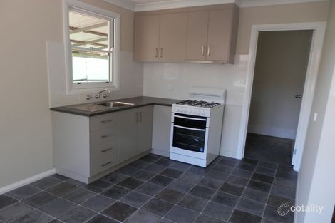 Property photo of 21 Edney Street Kooringal NSW 2650