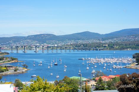 Property photo of 1/69 Malunna Road Lindisfarne TAS 7015