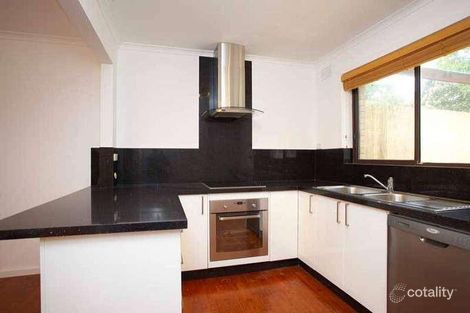 4/28 Lucerne Ave, Mornington, VIC 3931