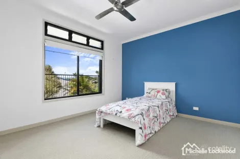 Property photo of 5 Blue Water Road Booral QLD 4655