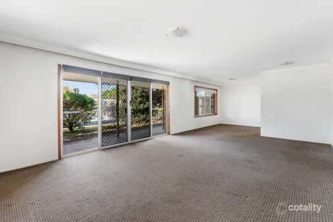 Property photo of 2 Marlin Court Palm Beach QLD 4221