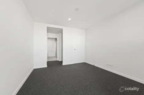 Property photo of 102/82 Elmhurst Road Truganina VIC 3029