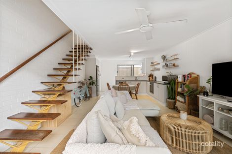2/39 Ventura Rd, Mermaid Beach, QLD 4218