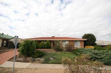 60 Coorabie Cres, Hallett Cove, SA 5158