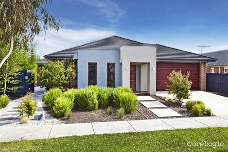 Property photo of 8 Batavia Way Doreen VIC 3754