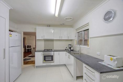 Property photo of 27 Wynden Drive Frankston VIC 3199
