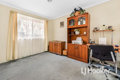 Property photo of 6 Donegal Way Hampton Park VIC 3976