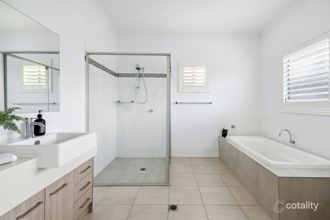 Property photo of 1 Kathdan Close Upper Kedron QLD 4055