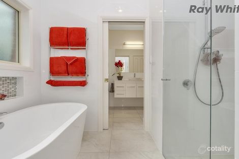 Property photo of 7 Brookland Valley Drive Woodcroft SA 5162