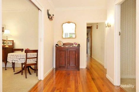 Property photo of 4 Jolie Grove Box Hill VIC 3128