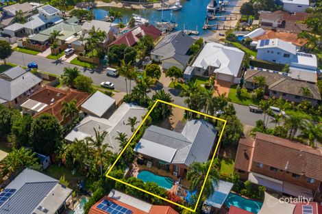 2 Bangalow St, Minyama, QLD 4575