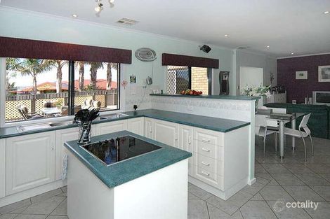 Property photo of 15 Elberry Close Moana SA 5169