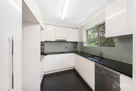 Property photo of 3/42 Eighth Avenue Coorparoo QLD 4151