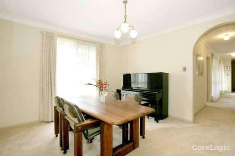 Property photo of 2/686 Whitehorse Road Mont Albert VIC 3127