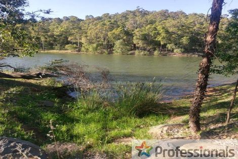 53 Warburton Rd, Crooked Brook, WA 6236