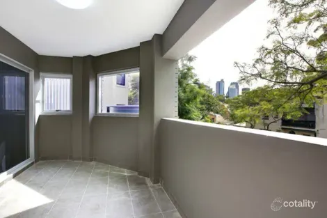 Property photo of 7/177-181 Cathedral Street Woolloomooloo NSW 2011