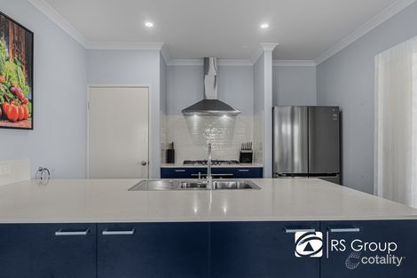 Property photo of 8 Kelpie Way Southern River WA 6110