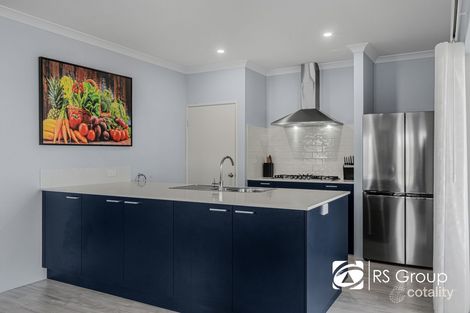 Property photo of 8 Kelpie Way Southern River WA 6110
