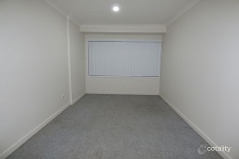 Property photo of 1 Myra Place Ingleburn NSW 2565