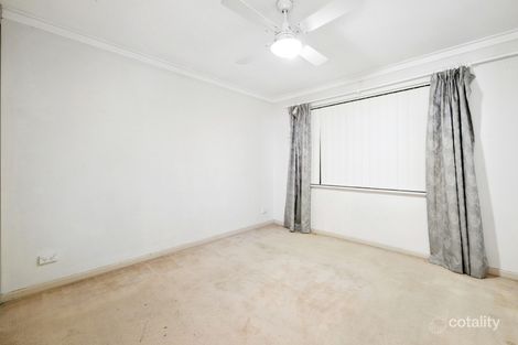Property photo of 36 Hartland Way Warnbro WA 6169