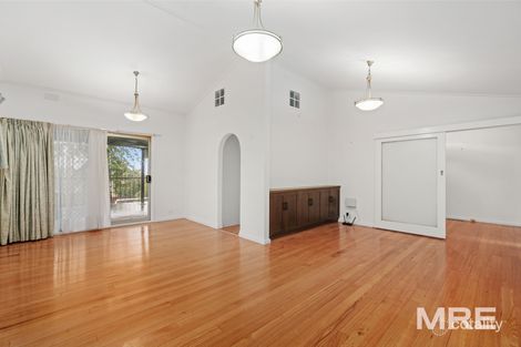 126 Mountain View Pde, Rosanna, VIC 3084