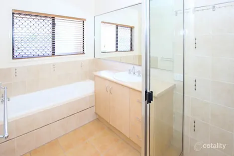 Property photo of 2 Greendale Close Brinsmead QLD 4870