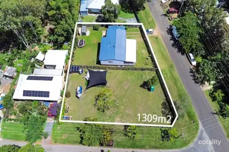 16 Scotts Rd, Macleay Island, QLD 4184