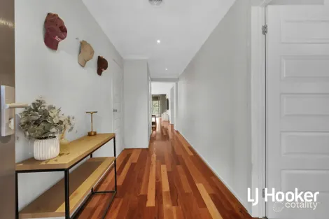 Property photo of 19 Balmain Circuit Wallan VIC 3756