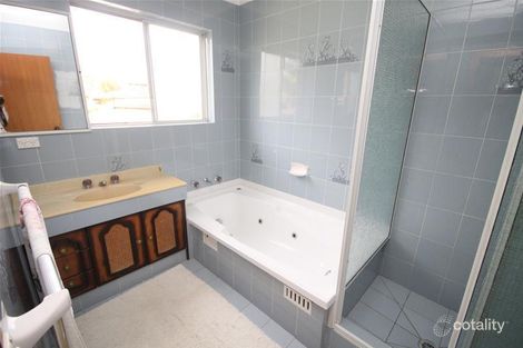 Property photo of 28 Rossetti Street Wetherill Park NSW 2164