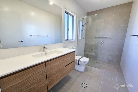 Property photo of 28 Wethered Crescent North Rothbury NSW 2335