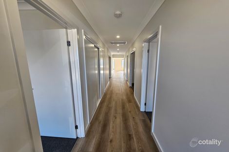 Property photo of 28 Wethered Crescent North Rothbury NSW 2335