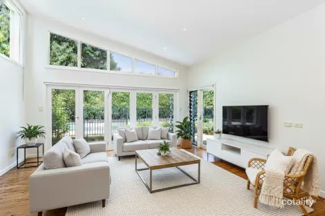 Property photo of 52 Wallalong Crescent West Pymble NSW 2073