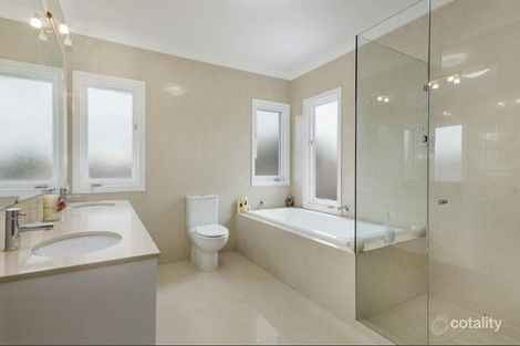 Property photo of 1/8 Glen Orme Avenue McKinnon VIC 3204