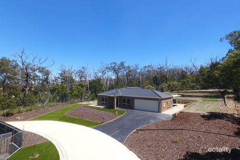 Property photo of 19 Green Orchid Circuit Pakenham VIC 3810