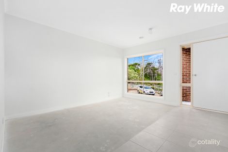 Property photo of 19 Green Orchid Circuit Pakenham VIC 3810