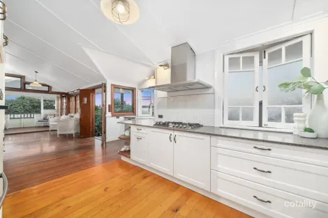 Property photo of 71 Wakefield Street Sandgate QLD 4017