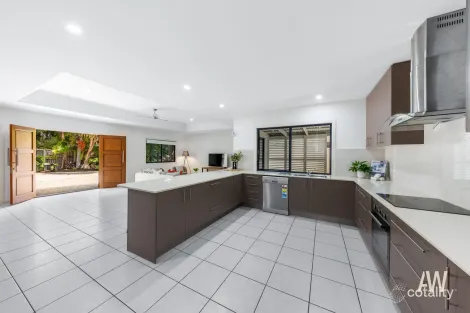 Property photo of 15 Bainbridge Circuit Sippy Downs QLD 4556