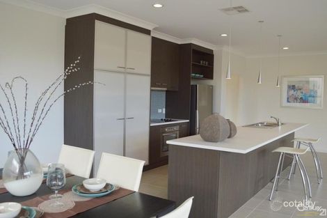 Property photo of 5 Aquamarine Boulevard Hayborough SA 5211