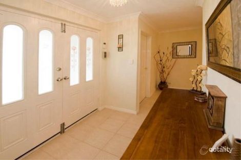 Property photo of 8 Paterson Place Padbury WA 6025