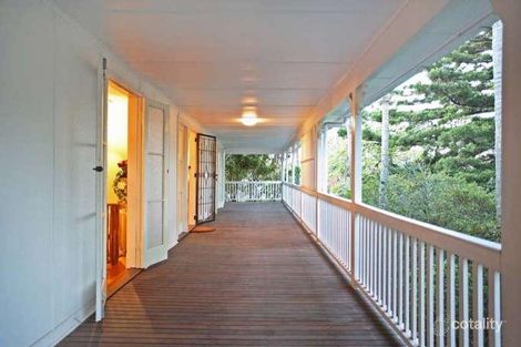 Property photo of 1 Junction Road Clayfield QLD 4011