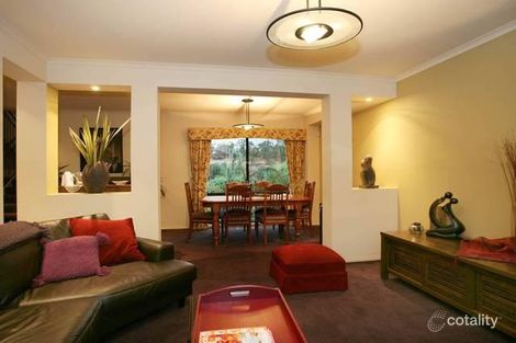 Property photo of 22 Lawrence Drive Berwick VIC 3806